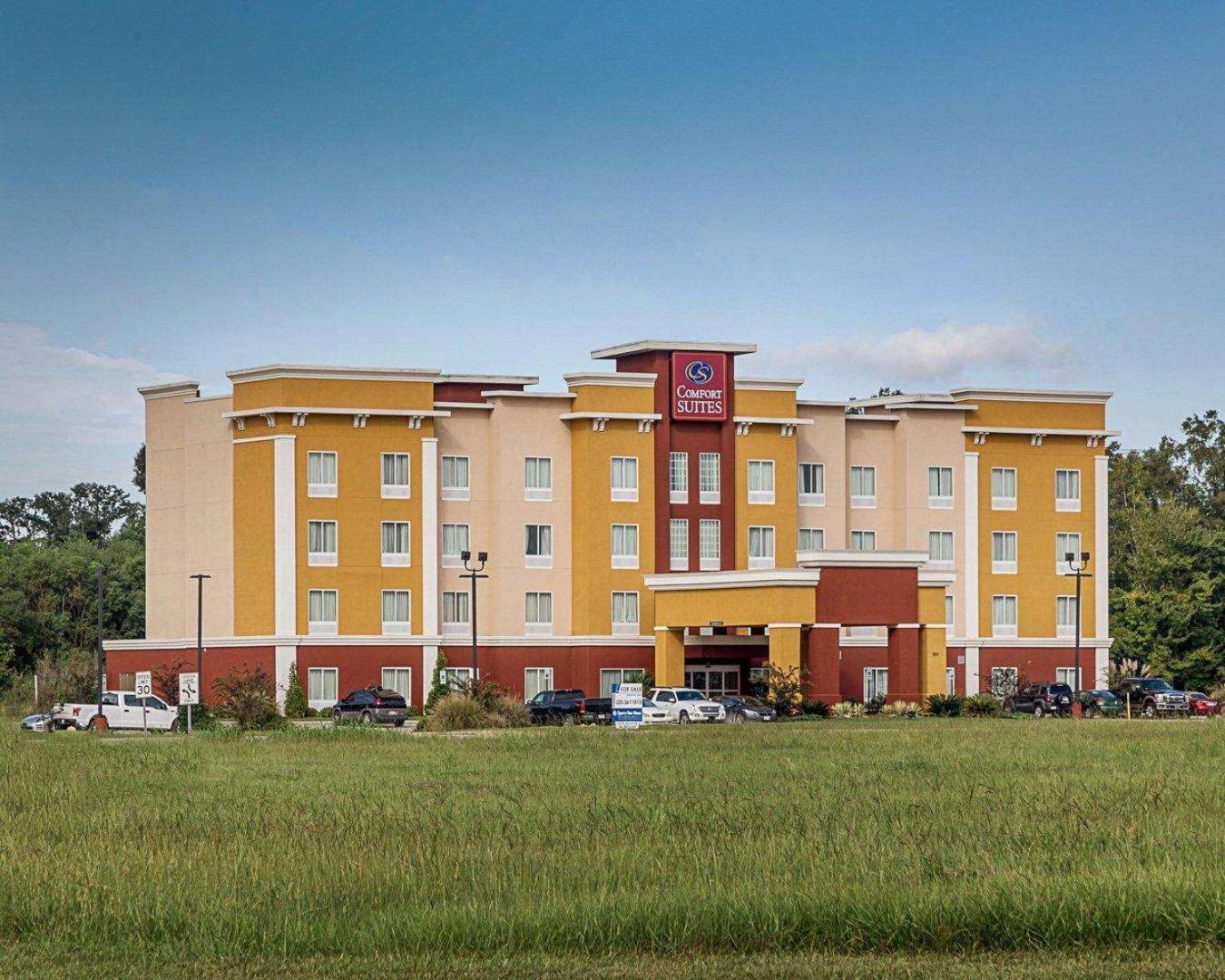Comfort Suites Near Tanger Outlet Mall Ґонзалес Екстер'єр фото